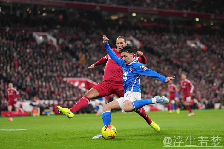 利物浦爆冷1-1升班马 赛季首获平局 范戴克送礼 维尔茨造乌龙救主 利物浦爆冷1-1升班马 赛季首获平局 范戴克送礼 维尔茨造乌龙救主